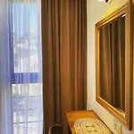 Republika 4* Berat
