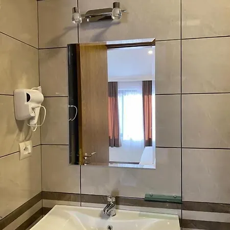 Republika 4*
