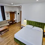 Republika Hotel Berat