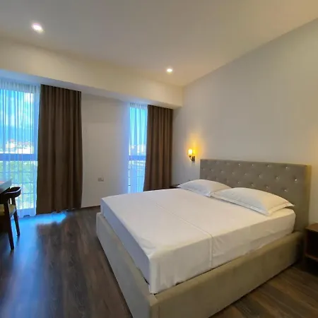 Republika Hotel 4*