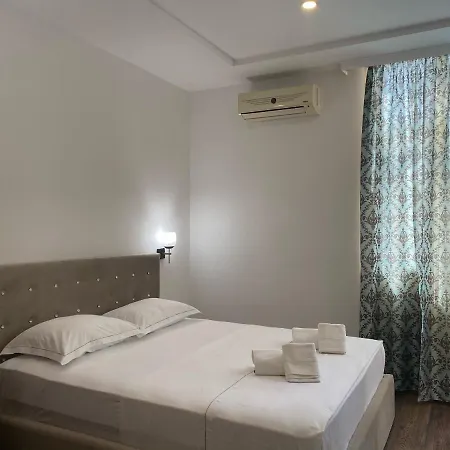 Hotel Republika 4*