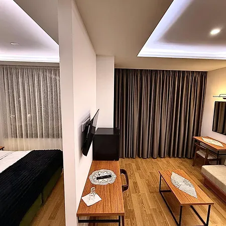 Hotel Republika 4*